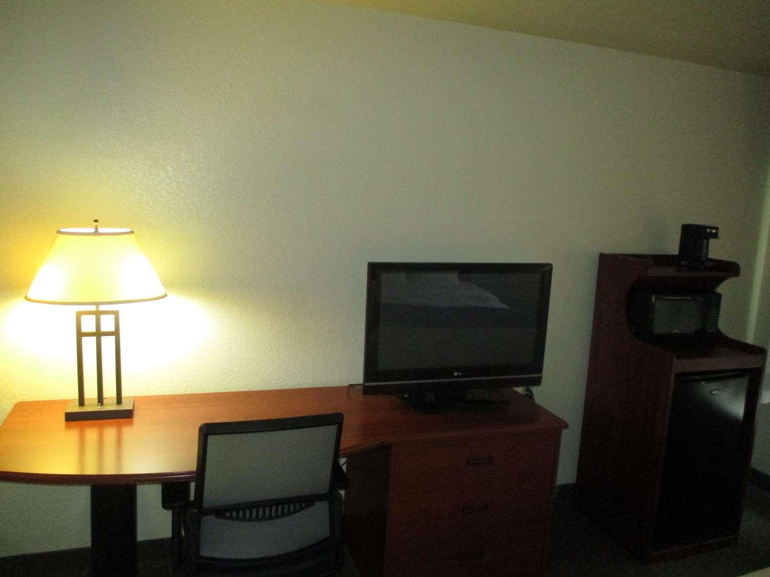 Best Western Coffeyville Central Business District Inn And Suites Exterior photo