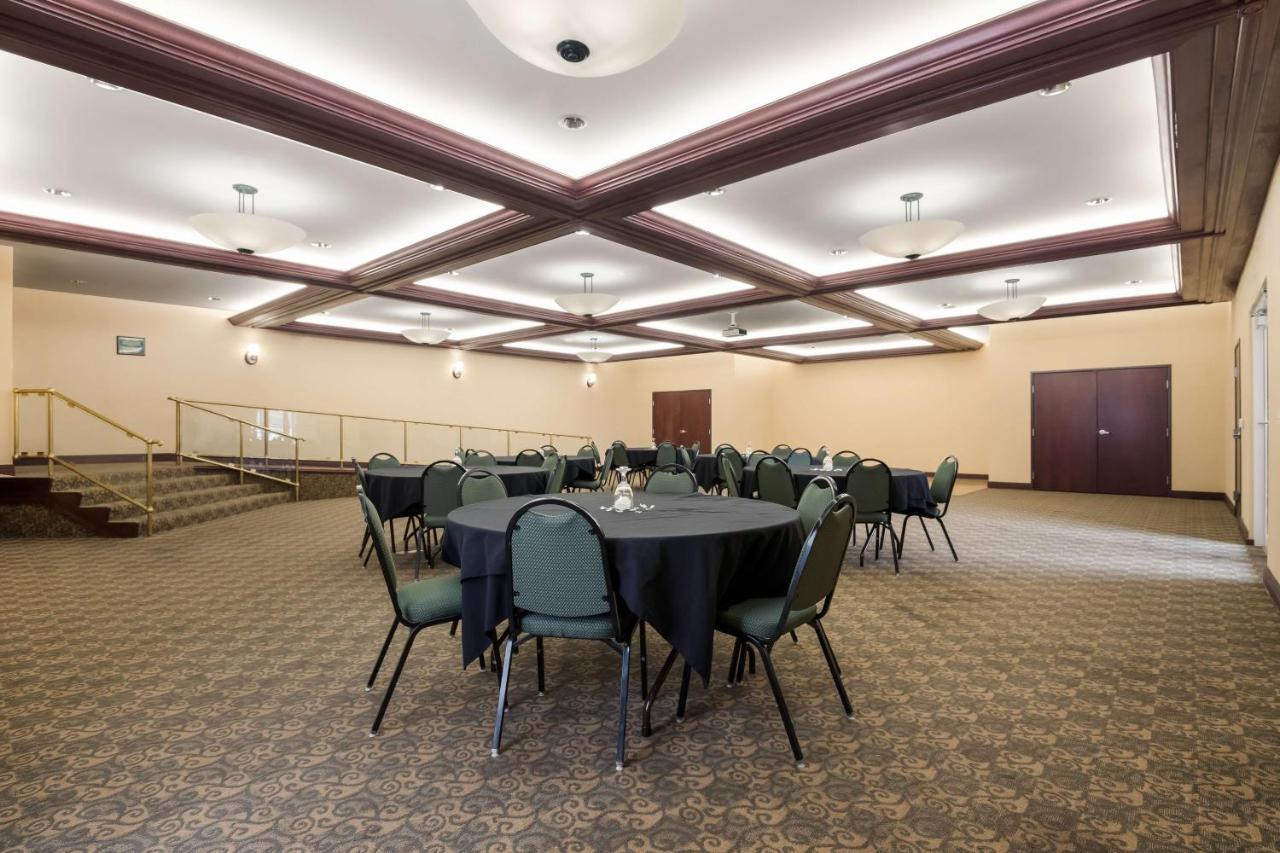 Best Western Coffeyville Central Business District Inn And Suites Exterior photo