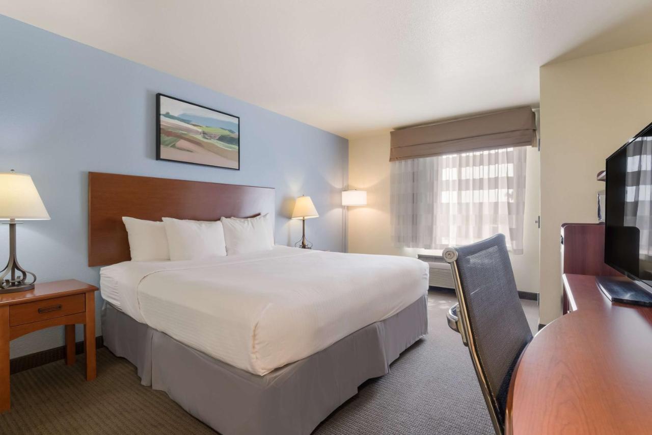 Best Western Coffeyville Central Business District Inn And Suites Exterior photo